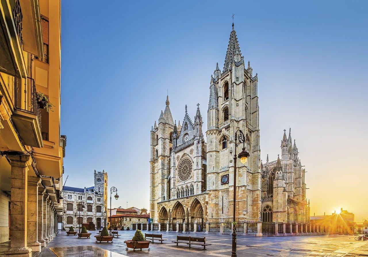 Bermejo Piso En El Centro Con Wifi Apartment Leon Bagian luar foto